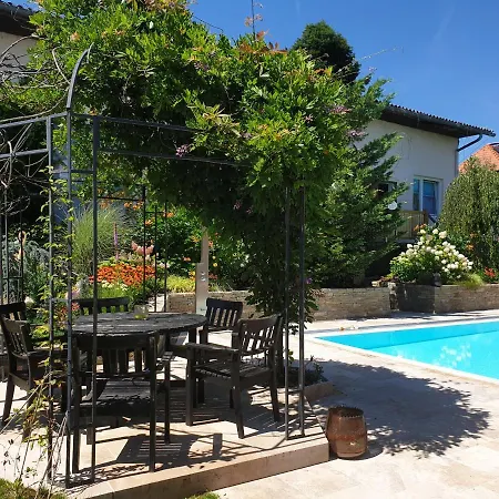 Lägenhet Mit Pool An Der Apfelstrasse Puch bei Weiz