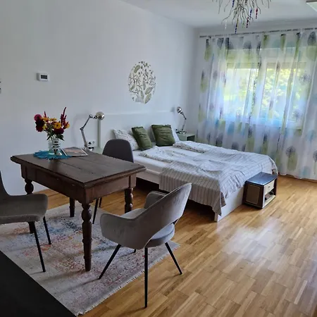 Mit Pool An Der Apfelstrasse Appartement Puch bei Weiz