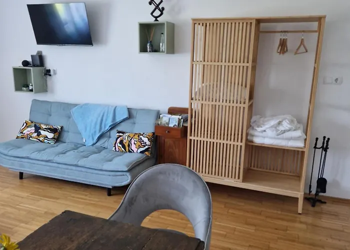 Mit Pool An Der Apfelstrasse Apartment Puch bei Weiz