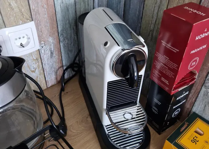 Mit Pool An Der Apfelstrasse