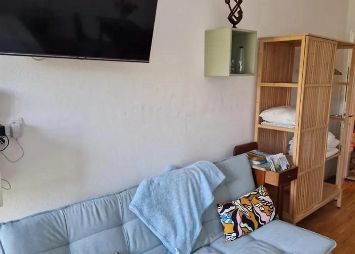 Mit Pool An Der Apfelstrasse